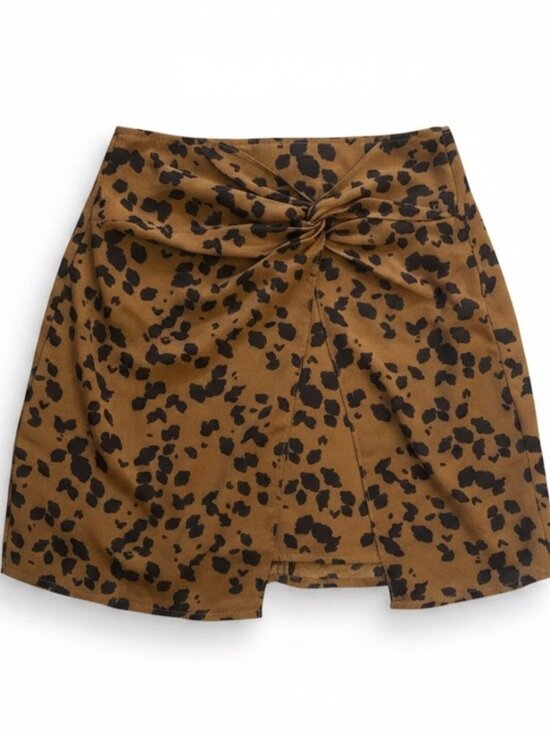 Dresses & Skirts - Mini Skirt XS